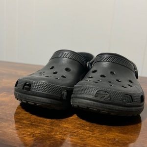 Toddler classic black crocs size 12/13